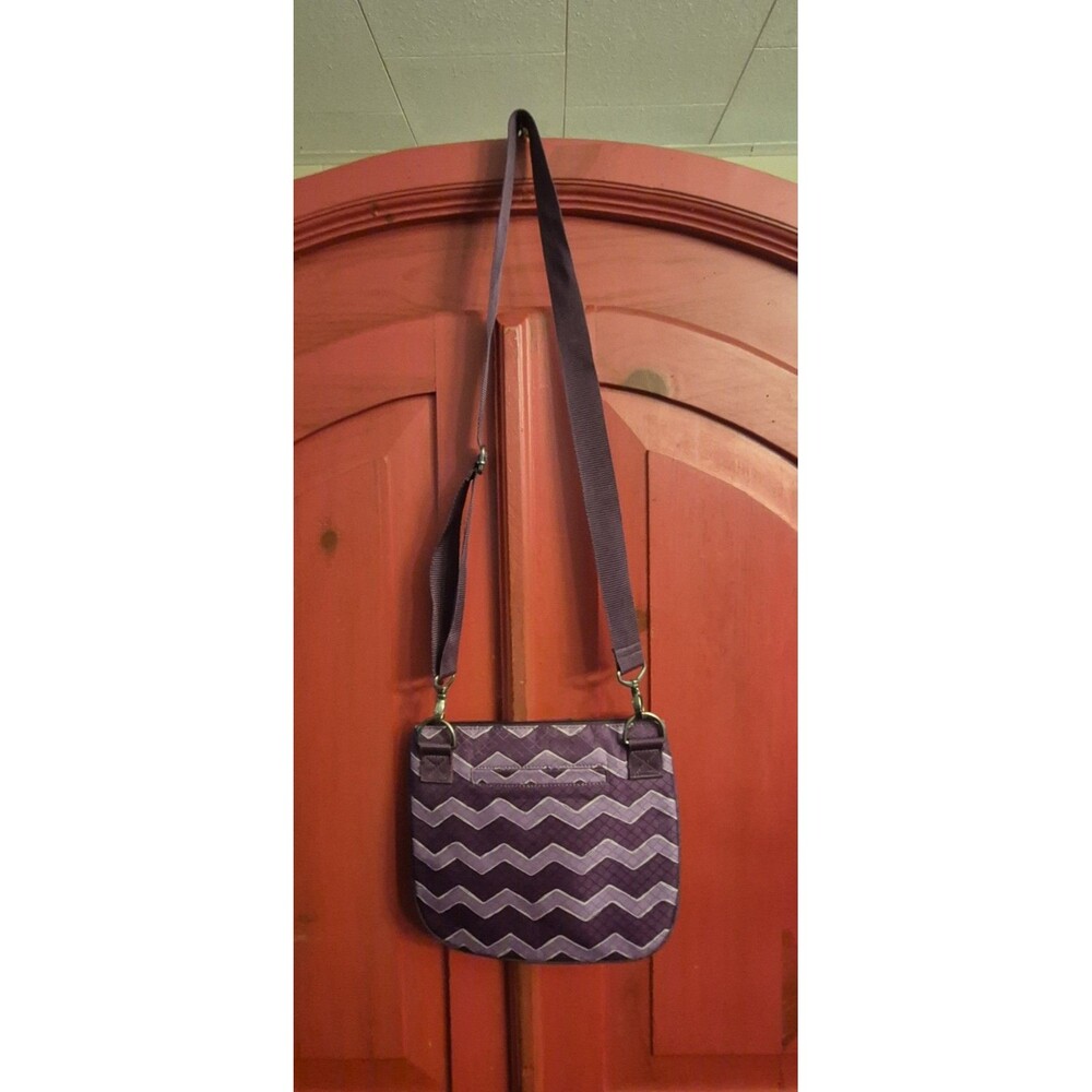 Thirty One Purple Chevron Crossbody Bag Celebrate Encorage Purple Thirty One Bag